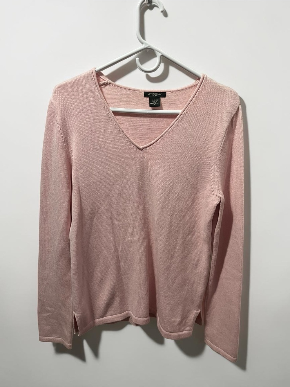 Eddie Bauer Light Pink V-Neck Sweater Womens Size Small